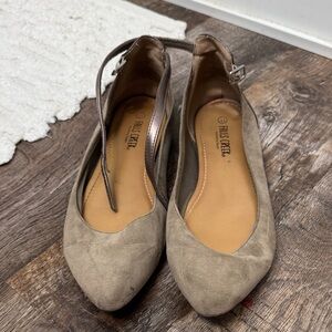 Falls Creek Taupe Flats with Ankle Strap